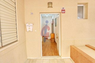 Local comercial en venta en Zona Pueblo en Guardamar del Segura