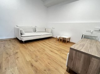 Local comercial en venta en Eixample Sud – Migdia en Girona