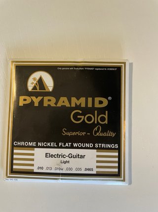 Pyramid Gold Flatwound 010-0465 corde chitarra