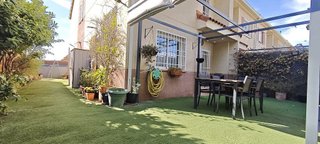 Casa pareada en venta en Las Lomas en Seseña
