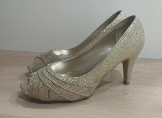 Zapatos dorados fiesta tacón peep toe talla 38
