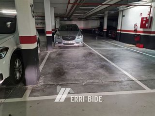 Garaje en venta en Mungia