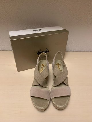 Sandalias cuña beige talla 37 Vidorreta nuevas
