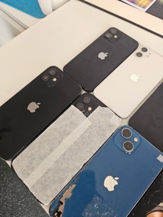 Lote 8 iPhone: 13, 12, 12 mini