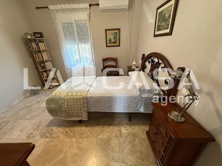 Chalet en venta en Montequinto en Dos Hermanas