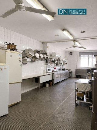 Local comercial en alquiler en Pedregalejo en Málaga
