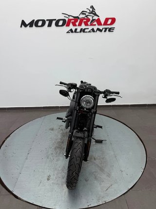 Harley Davidson 1200 Roadster