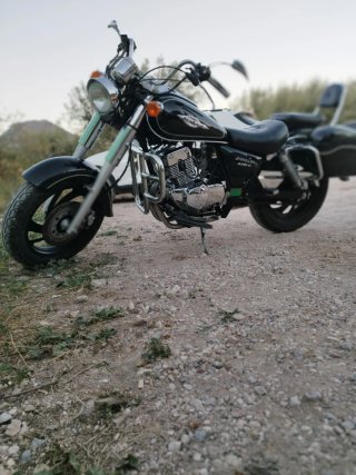 Moto Cruiser Negra Manual