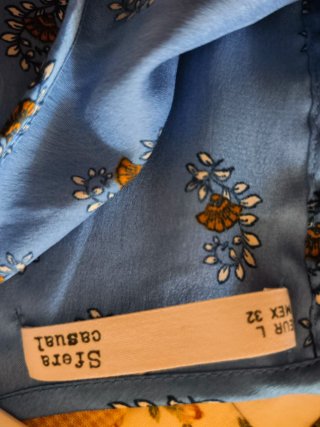Blusa fina estampada azul