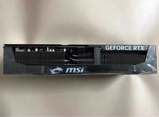 2 MSI 5090 Gaming Trio sin chip ni vram
