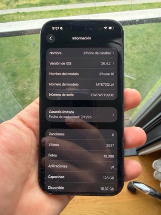 iPhone 16