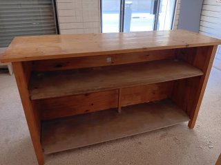 Mostrador de madera de pino