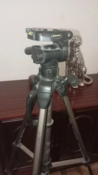 Trípode Hama para cámara