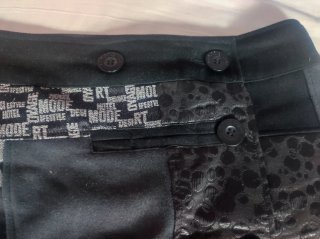 Falda Desigual Patchwork Negra