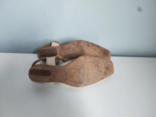 Sandalias piel beige T.37