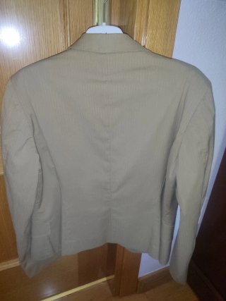 Americana Adolfo Dominguez Beige Talla42.