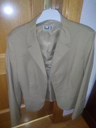 Americana Adolfo Dominguez Beige Talla42.