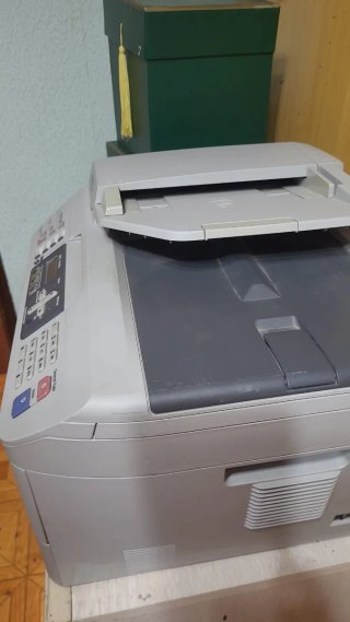 Impresora Multifunción Brother MFC7440N + cartucho