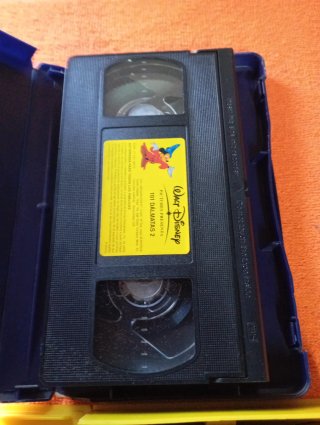 VHS Piolín y 101 Dálmatas 2