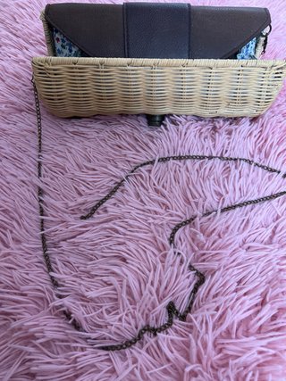 Bolso de mimbre y piel