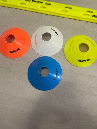 Equipamiento deportivo Kipsta y Jako