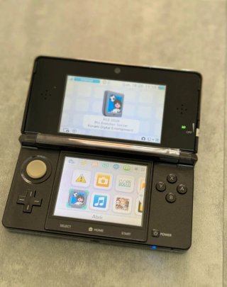 Nintendo 3DS nera