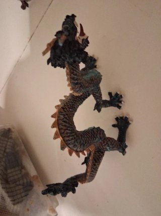 Lote 4  Dragones Juguete