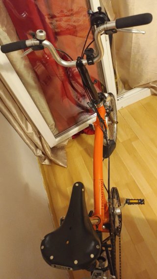 Bicicleta pieghevole Brompton arancione