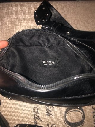 Bolso negro de piel