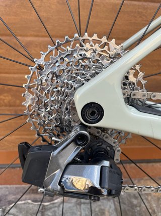 Bicicleta GRAVEL Van Rysel GCR 2025 CARBONO