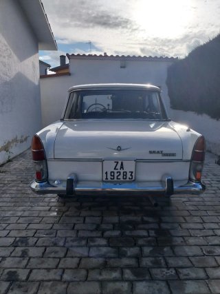 SE VENDE SEAT 1500 DE 1970