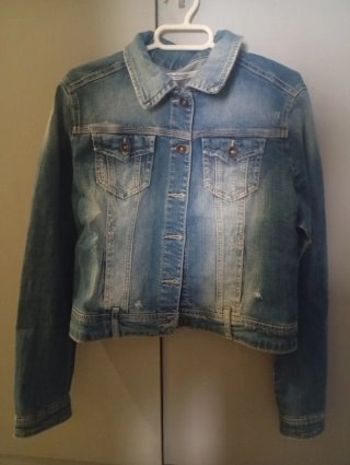 Chaqueta vaquera corta Stradivarius