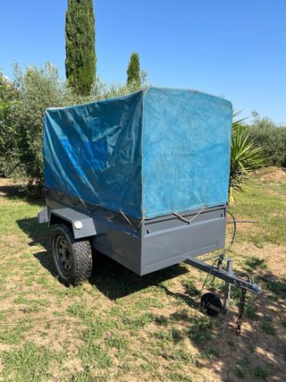 Remolque 750 kg.