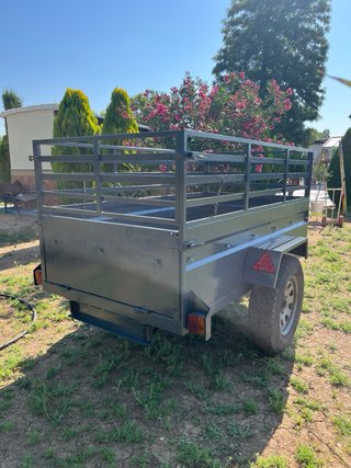 Remolque 750 kg.