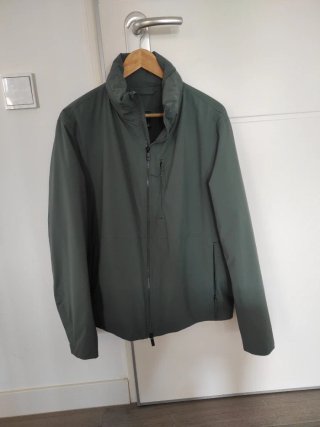 Chaqueta técnica Mango verde militar Talla M