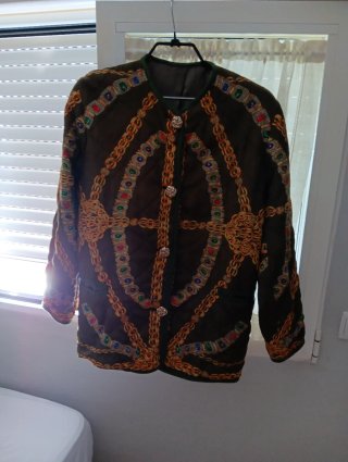 Camisa Tres Jolie con estampado de cadenas
