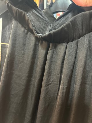 Vestido negro fiesta con volantes