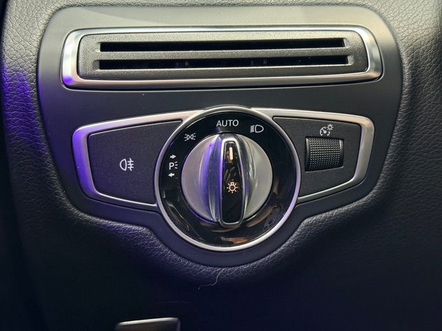 MERCEDES-BENZ CLASE C C220 AMG LINE