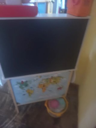 Cocinita de madera para niños  con pizarra