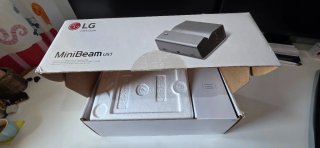 Proyector LG MiniBeam PH450UG Tiro Ultracorto