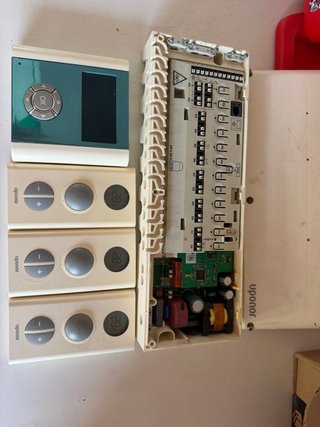 Uponor Controlador Suelo Radiante