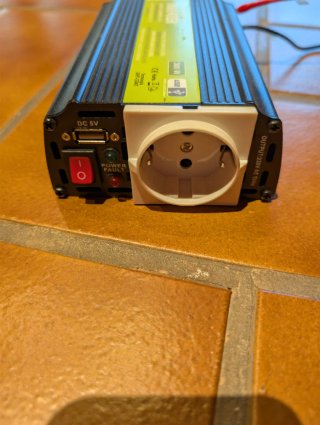 Inversor de corriente de 12v a 220v