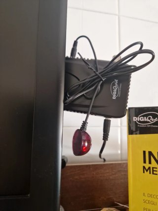 TV DIGI Quest con antena y TDT