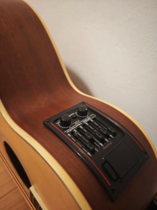 Bajo Electroacústico Academy Nuevo