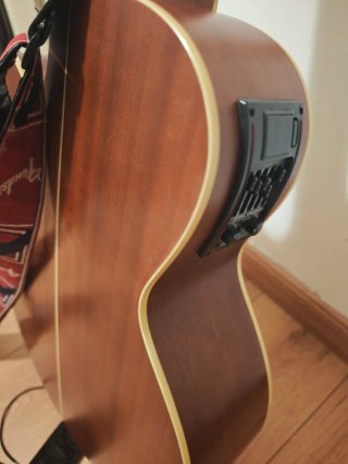 Bajo Electroacústico Academy Nuevo