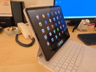 iPad Pro 12.9" 6ª Gen M2 Celular + 256GB + Extras
