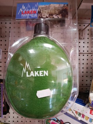 Cantimplora Laken Verde Camping