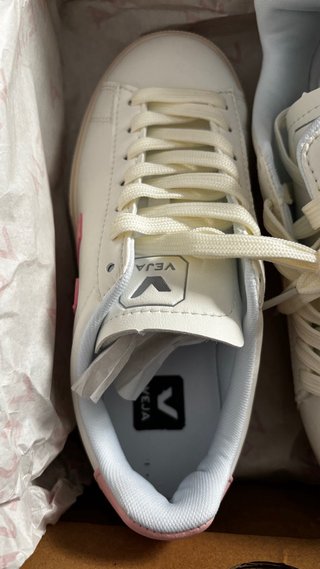 Zapatillas Veja Mujer Blancas y Rosas Nuevas