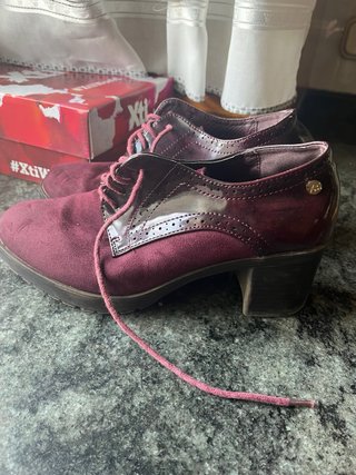 Botines Xti tacón mujer burdeos