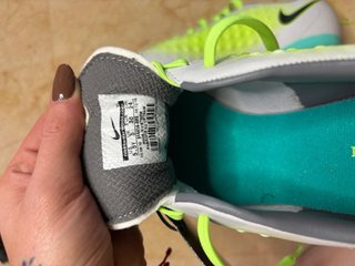 Botas de fútbol Nike Magista